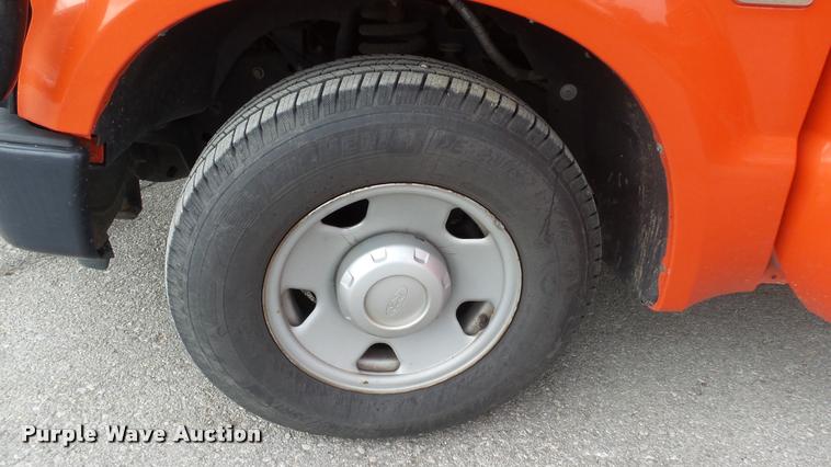 image for item DB0717 2008 Ford F250 Super Duty pickup truck