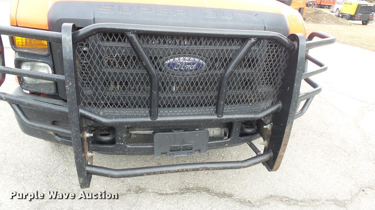 image for item DB0717 2008 Ford F250 Super Duty pickup truck