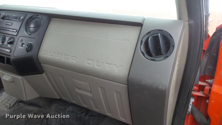 image for item DB0717 2008 Ford F250 Super Duty pickup truck