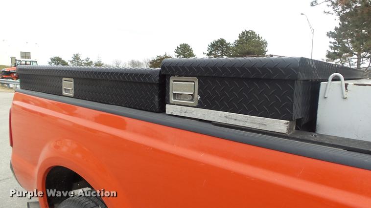 image for item DB0717 2008 Ford F250 Super Duty pickup truck