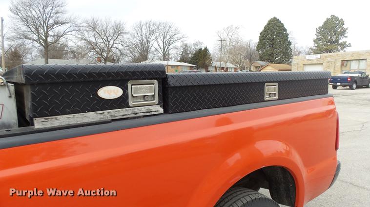 image for item DB0717 2008 Ford F250 Super Duty pickup truck