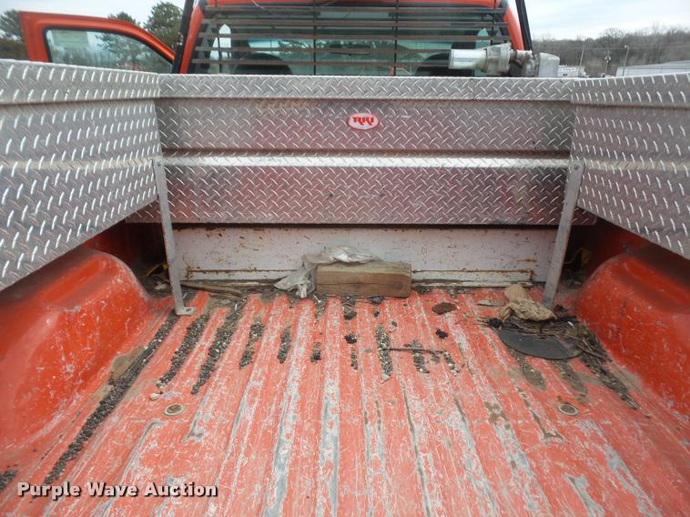 image for item DB0718 2006 Ford F250 Super Duty pickup truck