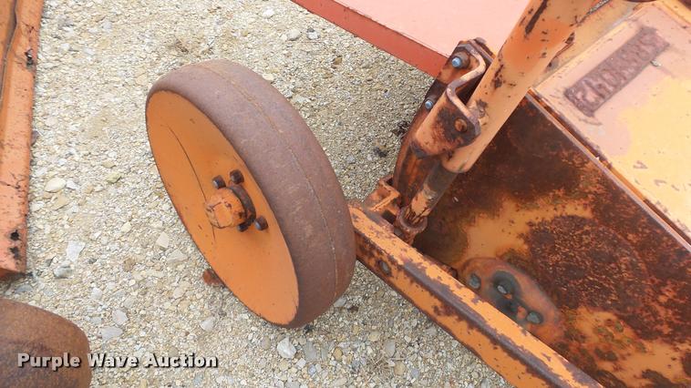 image for item DB0723 1982 Howard HE-60 rotovator