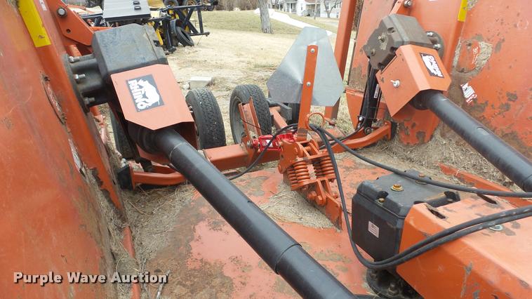 image for item DB0725 2009 Rhino FR15 batwing rotary mower