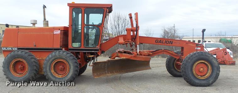 image for item DB0726 1997 Galion 830B motor grader