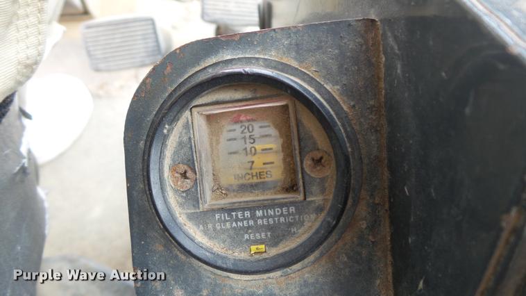 image for item DB0726 1997 Galion 830B motor grader