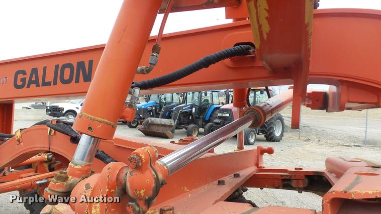 image for item DB0726 1997 Galion 830B motor grader