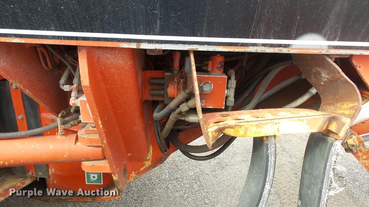 image for item DB0726 1997 Galion 830B motor grader