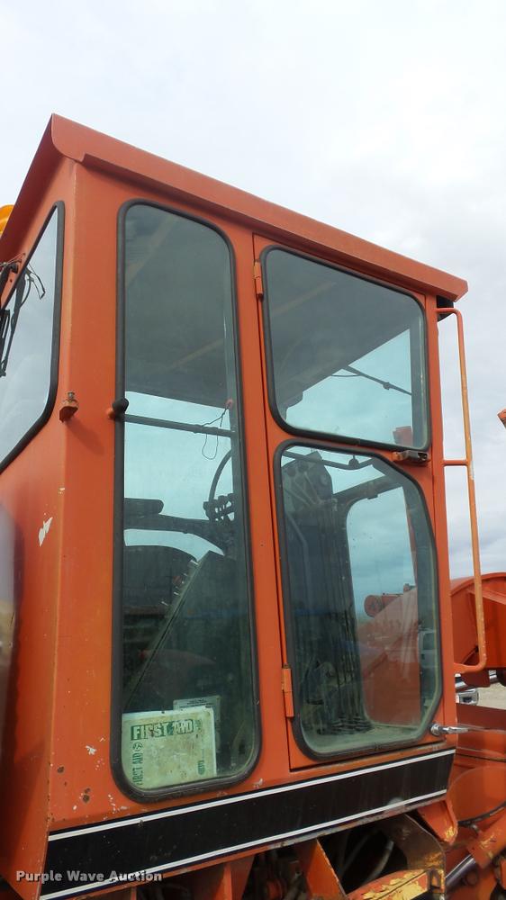 image for item DB0726 1997 Galion 830B motor grader