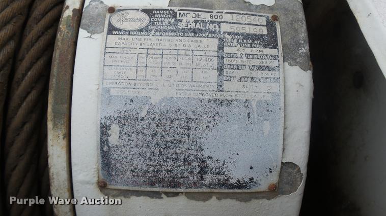 image for item DB0727 1992 International 4900 digger derrick truck