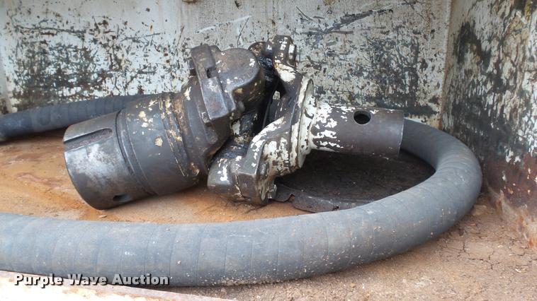 image for item DB0727 1992 International 4900 digger derrick truck