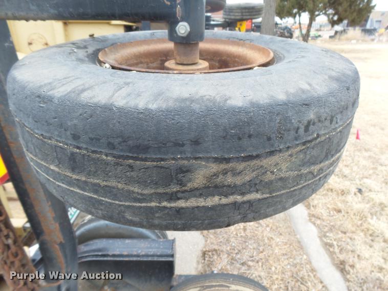 image for item DB1910 2004 Land Pride RCB6015 batwing rotary mower