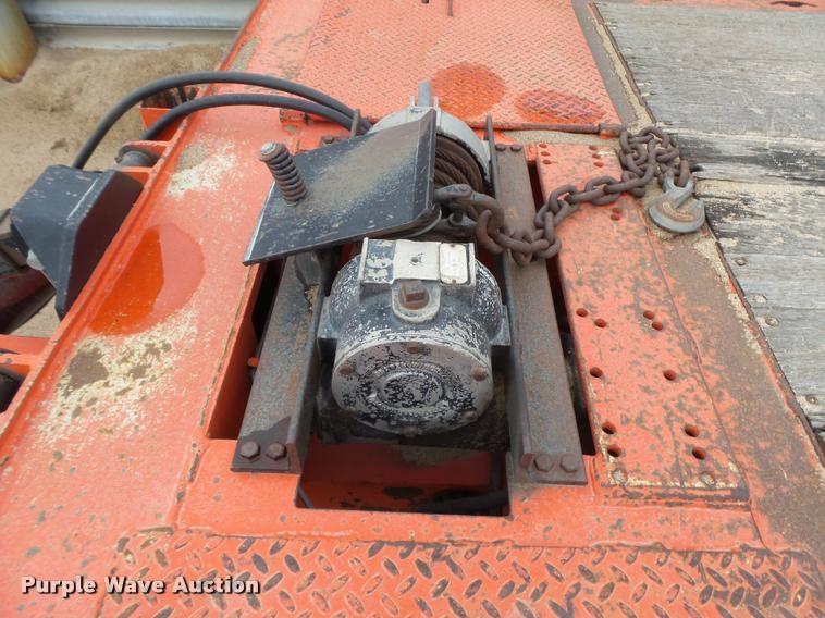 image for item DB1916 1998 Landoll 345B tilt deck equipment trailer