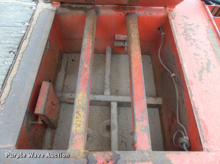 image for item DB1916 1998 Landoll 345B tilt deck equipment trailer