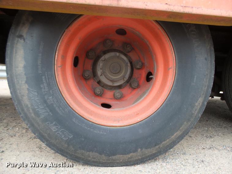 image for item DB1916 1998 Landoll 345B tilt deck equipment trailer