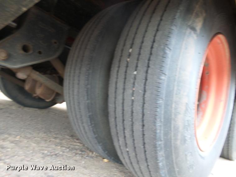 image for item DB1916 1998 Landoll 345B tilt deck equipment trailer