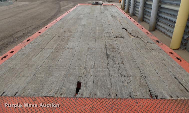 image for item DB1916 1998 Landoll 345B tilt deck equipment trailer