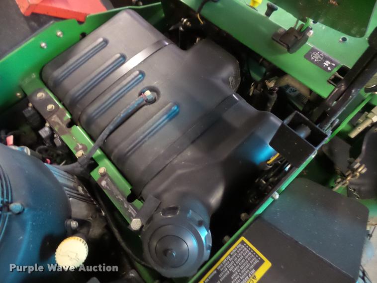 image for item DC9050 2003 John Deere 717 lawn mower