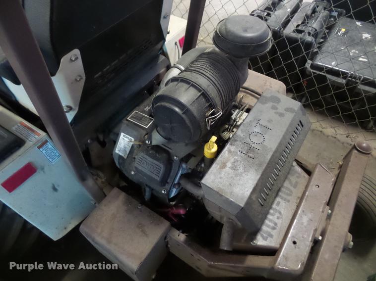 image for item DC9051 2008 Grasshopper 620T lawn mower