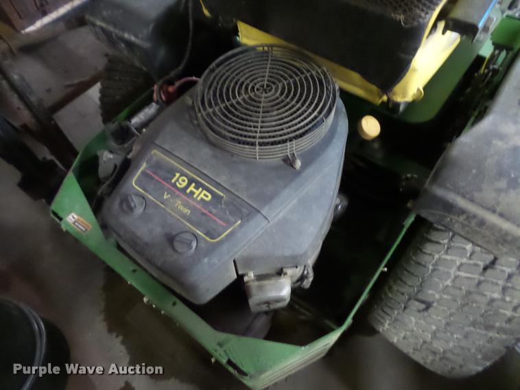 image for item DC9052 2004 John Deere 717A lawn mower