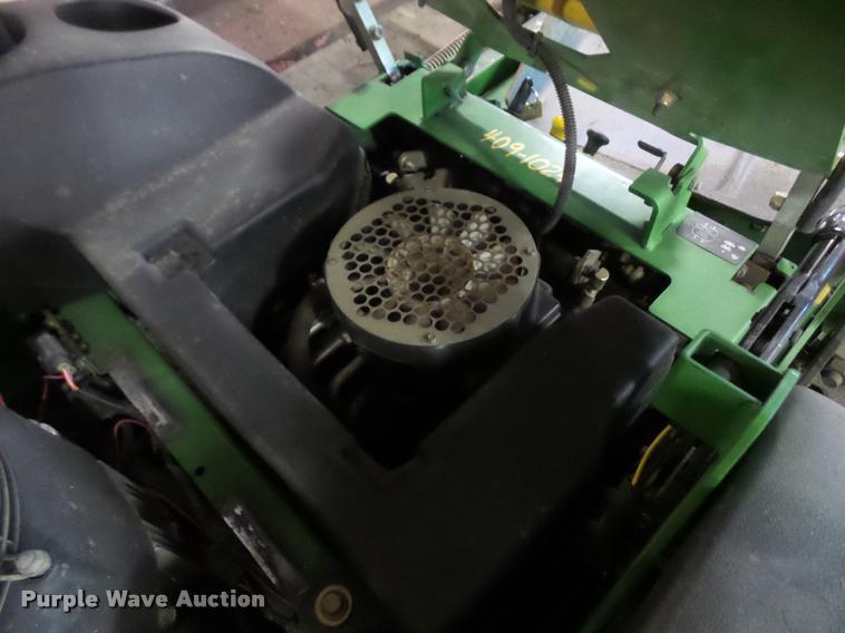 image for item DC9052 2004 John Deere 717A lawn mower