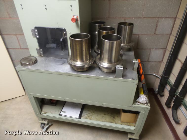 image for item DI9649 1996 Pine AFGC125X gyratory compactor tester