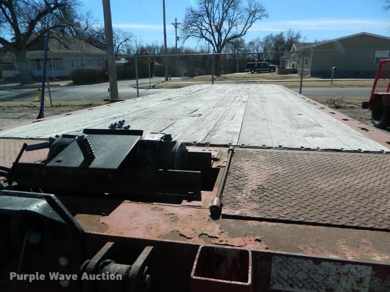 image for item K2736 2004 Landoll 345C tilt deck equipment trailer