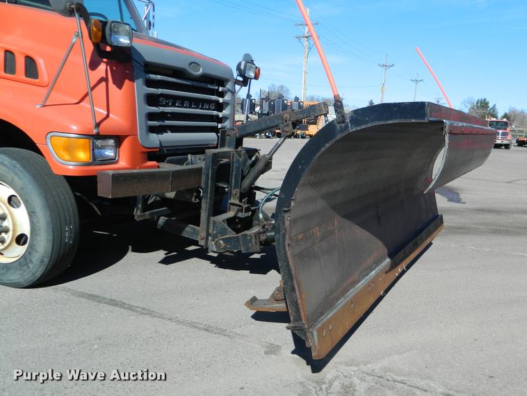 image for item K2741 2001 Sterling LT7501 dump truck