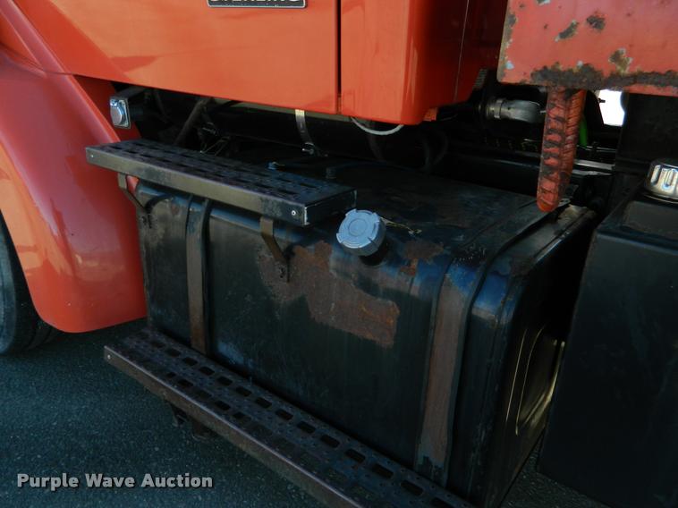 image for item K2741 2001 Sterling LT7501 dump truck