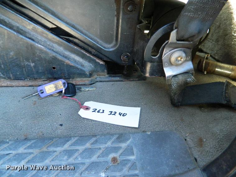 image for item K2741 2001 Sterling LT7501 dump truck