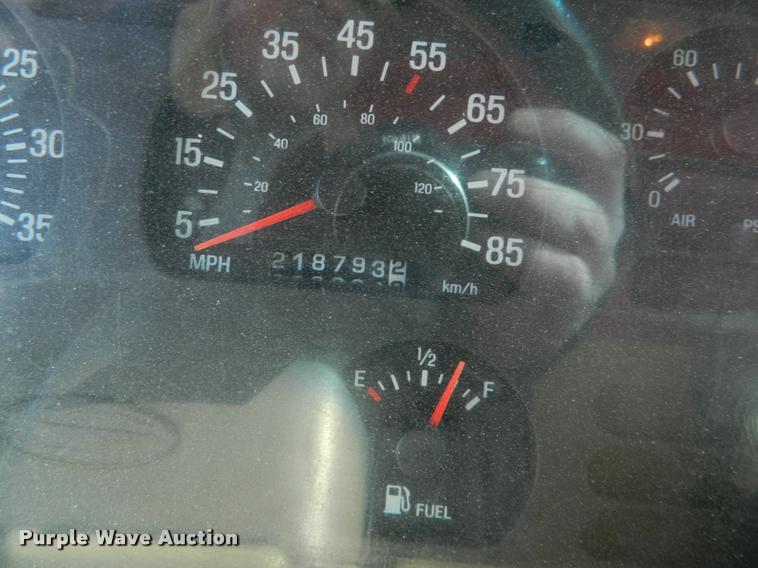 image for item K2741 2001 Sterling LT7501 dump truck