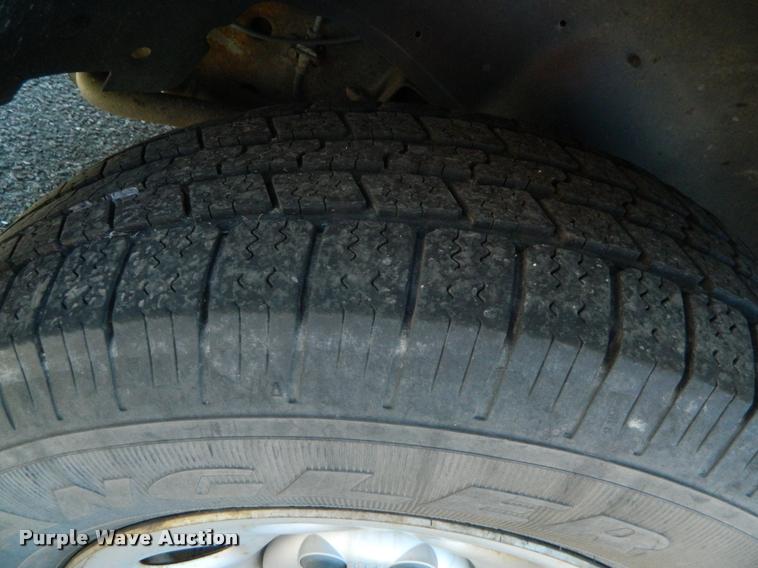 image for item K2742 2006 Chevrolet Silverado 1500 pickup truck