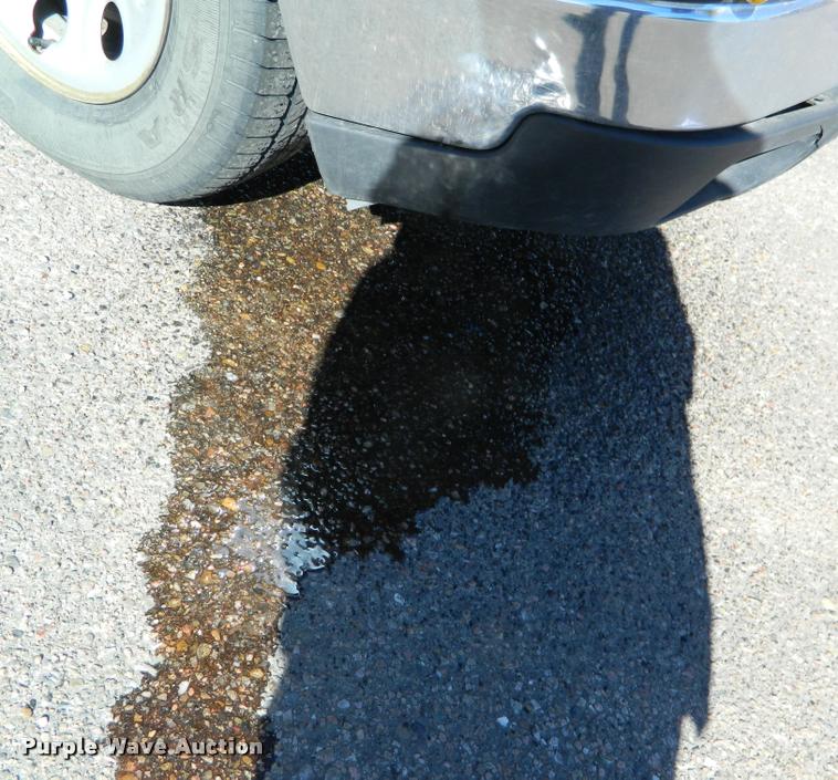 image for item K2742 2006 Chevrolet Silverado 1500 pickup truck