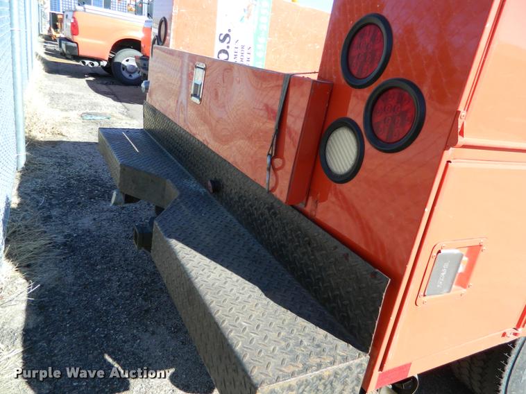 image for item K2743 2008 Ford F250 Super Duty utility bed pickup truck