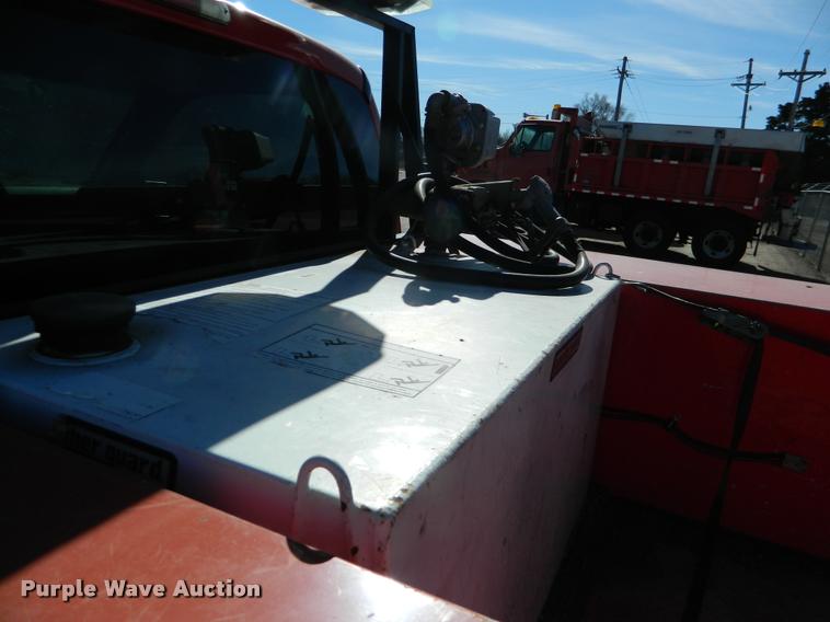 image for item K2743 2008 Ford F250 Super Duty utility bed pickup truck