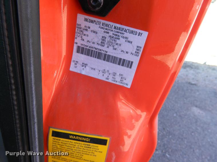 image for item K2743 2008 Ford F250 Super Duty utility bed pickup truck