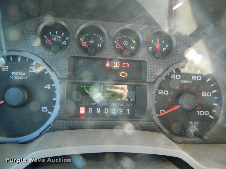 image for item K2743 2008 Ford F250 Super Duty utility bed pickup truck