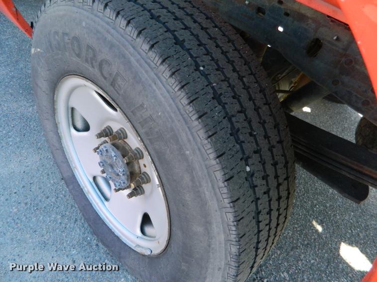 image for item K2744 2006 Ford F250 Super Duty pickup truck