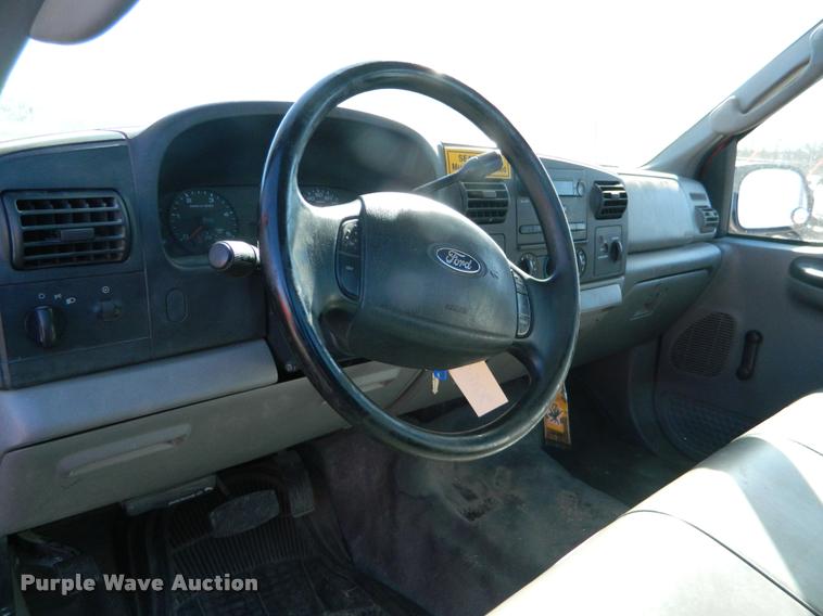 image for item K2744 2006 Ford F250 Super Duty pickup truck