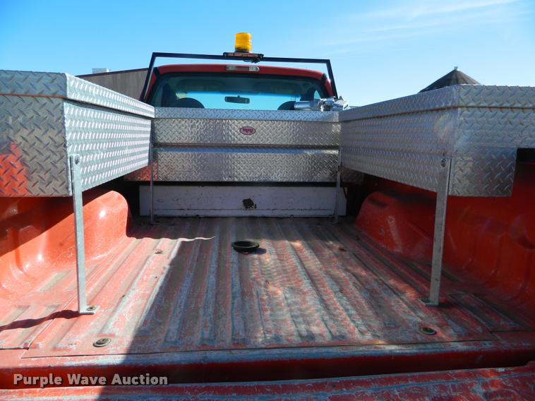 image for item K2745 2006 Ford F250 Super Duty pickup truck