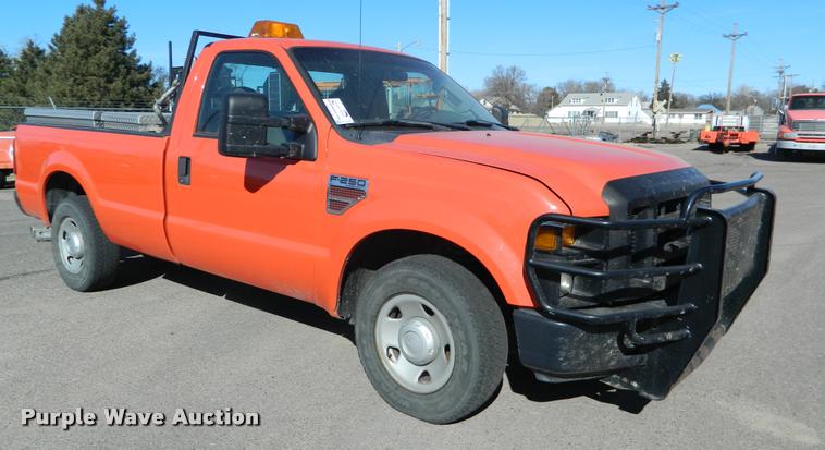 image for item K2746 2009 Ford F250 Super Duty pickup truck