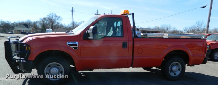 image for item K2746 2009 Ford F250 Super Duty pickup truck