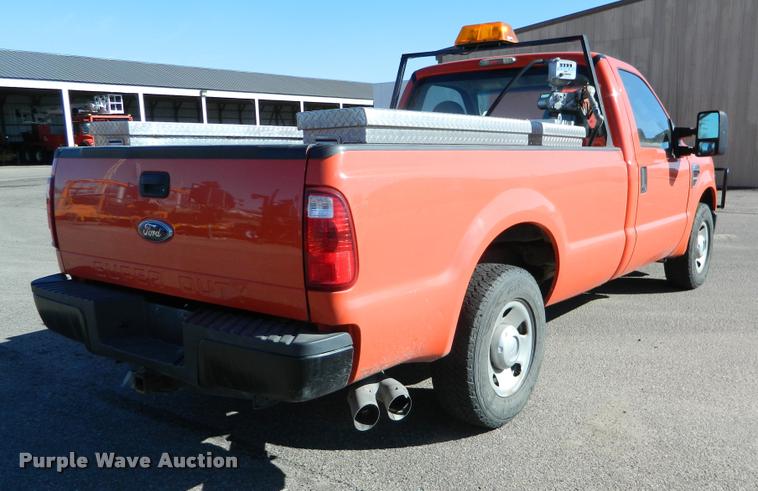 image for item K2746 2009 Ford F250 Super Duty pickup truck