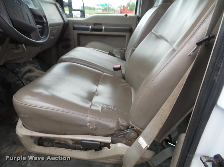 image for item K3681 2008 Ford F250 Super Duty XL Crew Cab utility truck