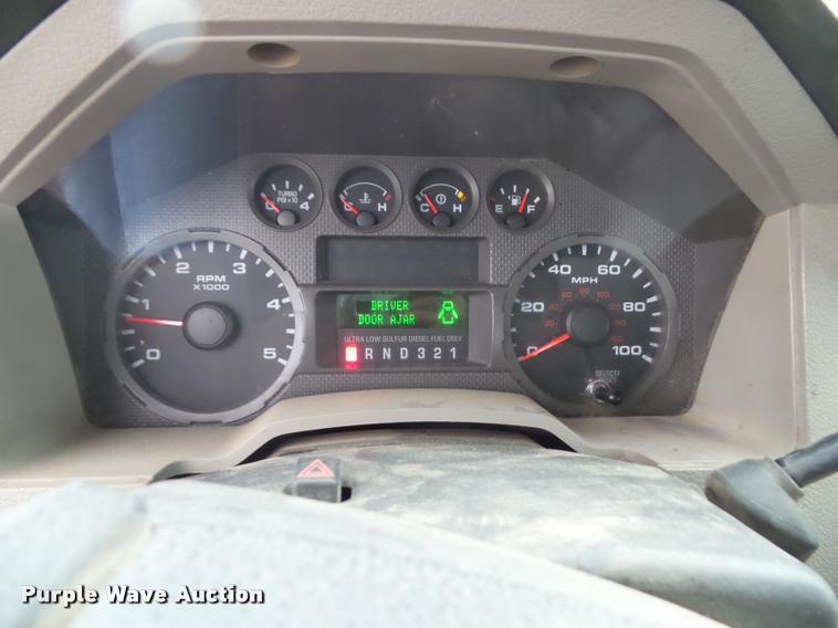 image for item K3681 2008 Ford F250 Super Duty XL Crew Cab utility truck