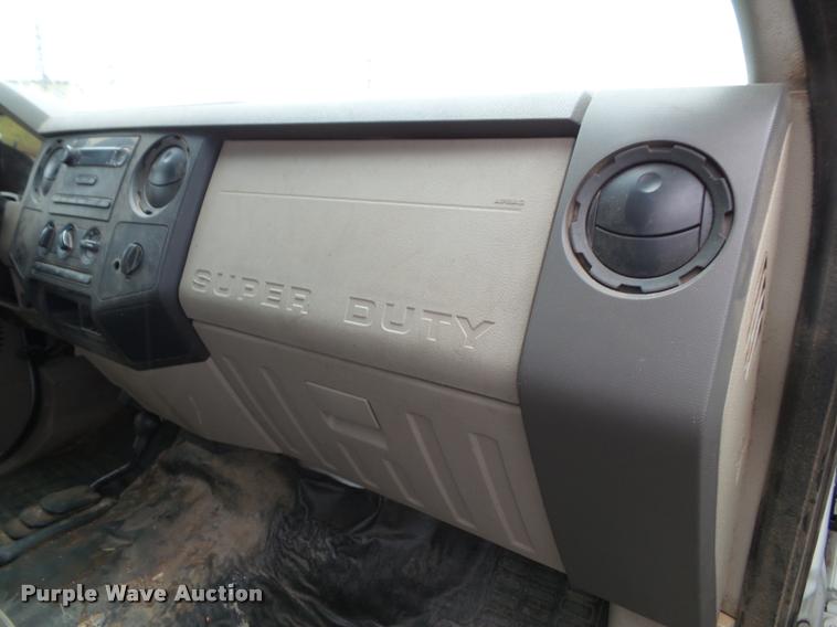 image for item K3681 2008 Ford F250 Super Duty XL Crew Cab utility truck