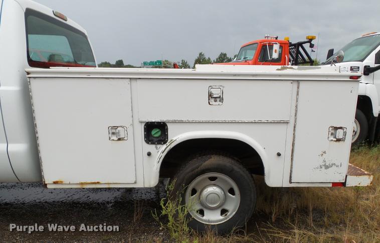 image for item K3681 2008 Ford F250 Super Duty XL Crew Cab utility truck