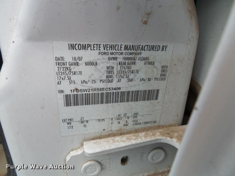 image for item K3681 2008 Ford F250 Super Duty XL Crew Cab utility truck