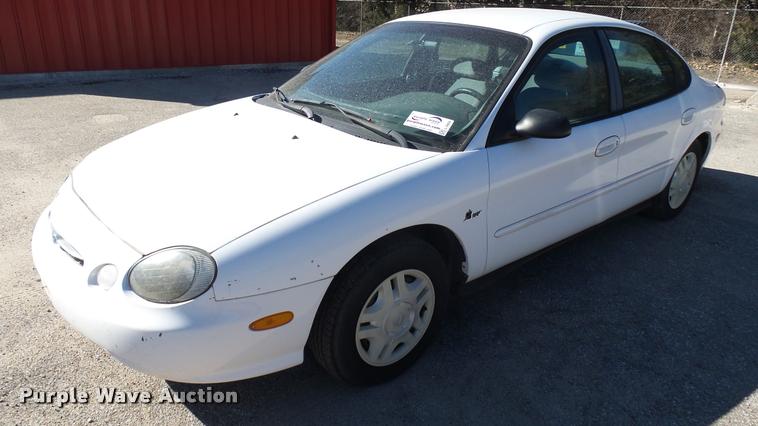 image for item L3950 1999 Ford Taurus LX