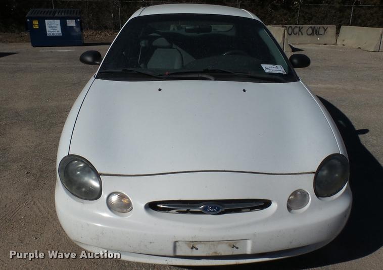 image for item L3950 1999 Ford Taurus LX